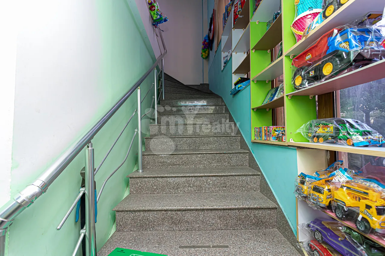 Commercial property for sale Hovnatan St, Malatja-Sebastja Yerevan, 157403