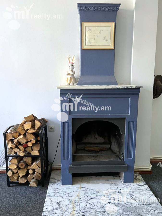 Купить дом Агюсагорцнер  ул, Центр Ереван, 153402