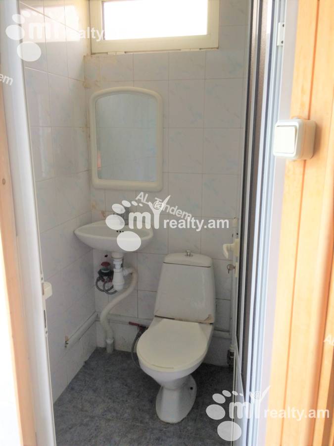 House for rent A. Tigranyan St, Quanaquère-Zeytoun Yerevan, 122861