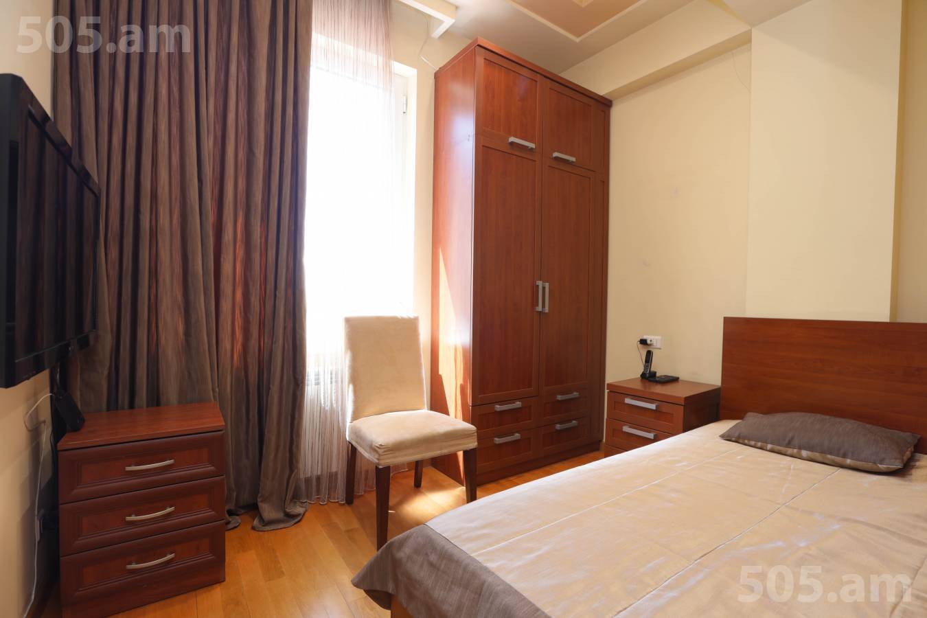 3 սենյականոց բնակարան  Պուշկինի փող, Կենտրոն Երևան, 152859