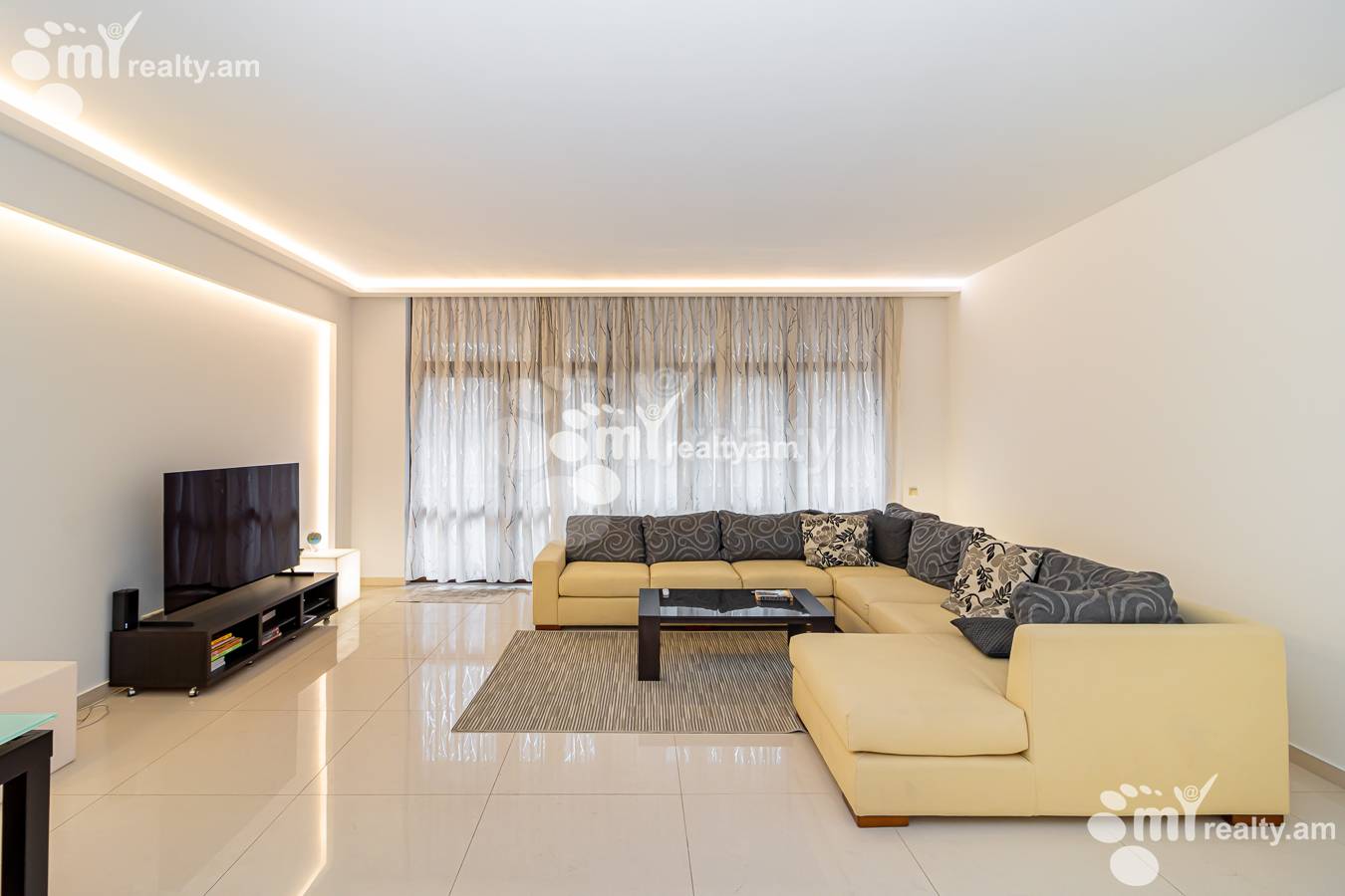 3 bedroom apartment for sale Northern (Hyusisayin)  Ave, Center Yerevan, 146528