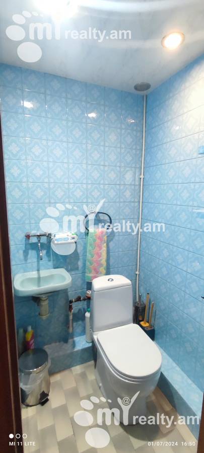 4 bedroom apartment for sale خیابان آزاتامارتیکنِر, اِرِبونی ایروان, 151776