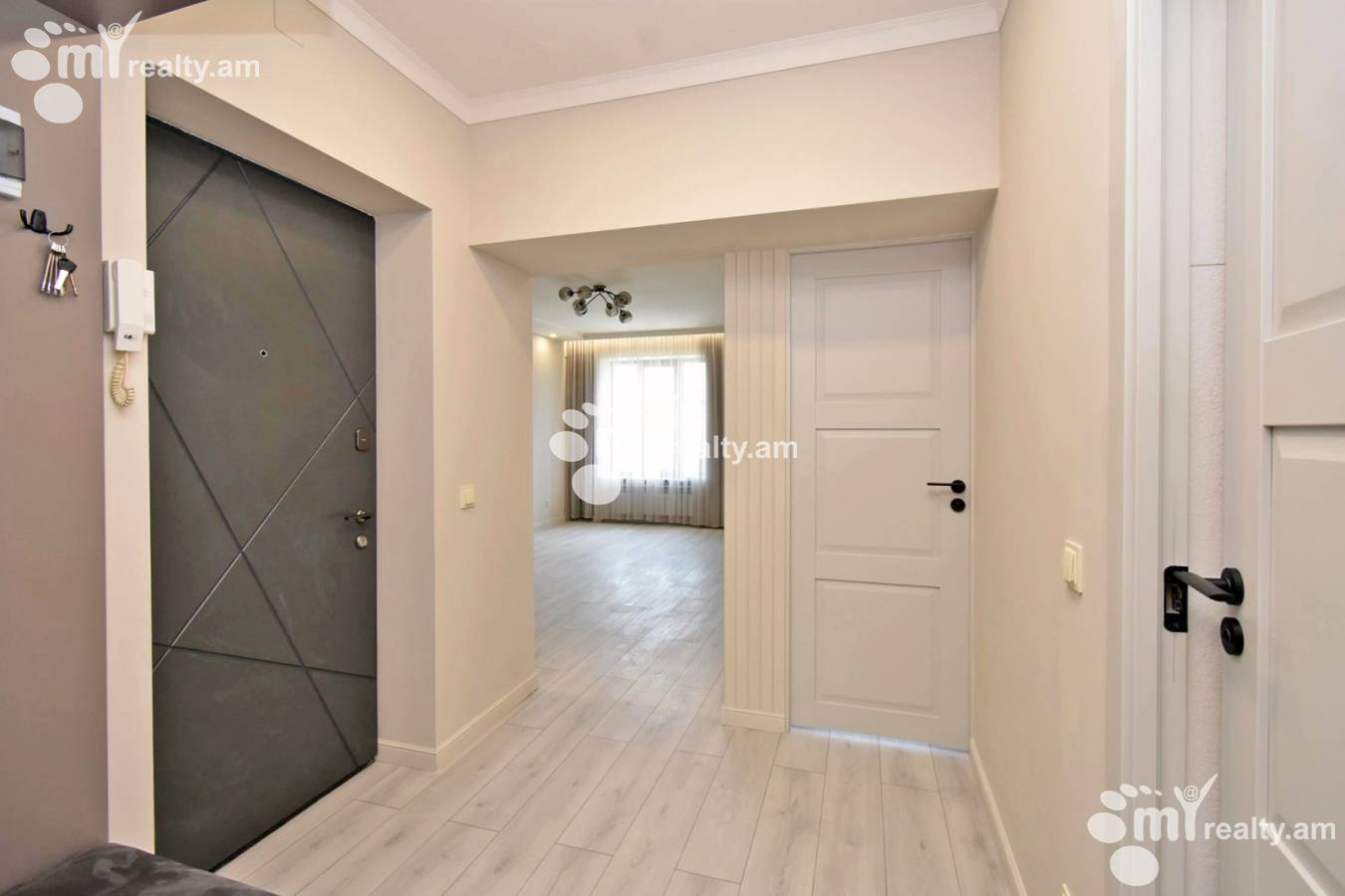3 bedroom apartment for sale Vratsakan St, Arabkir Yerevan, 158079