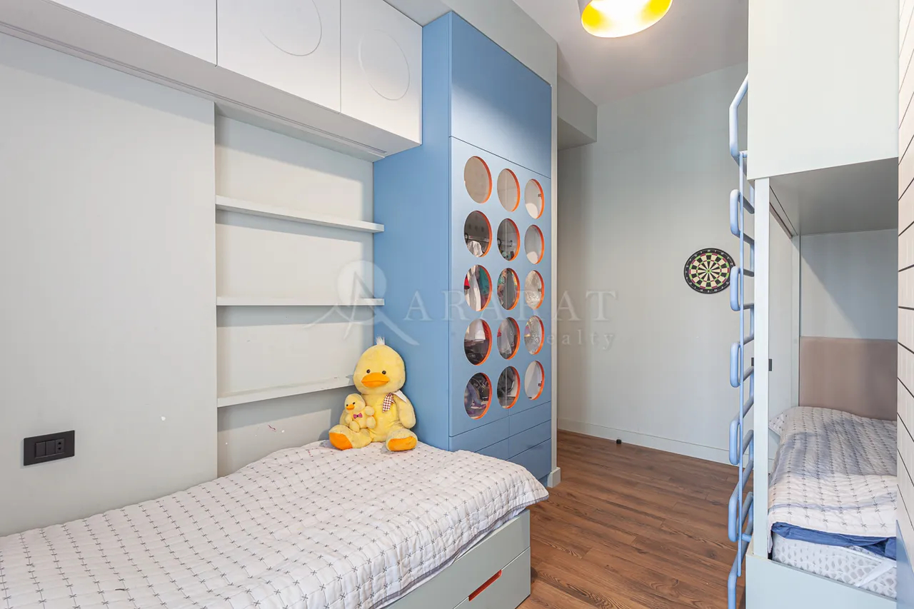 4 bedroom apartment for sale Davtashen 1 district, Dawtaschen Yerevan, 157366