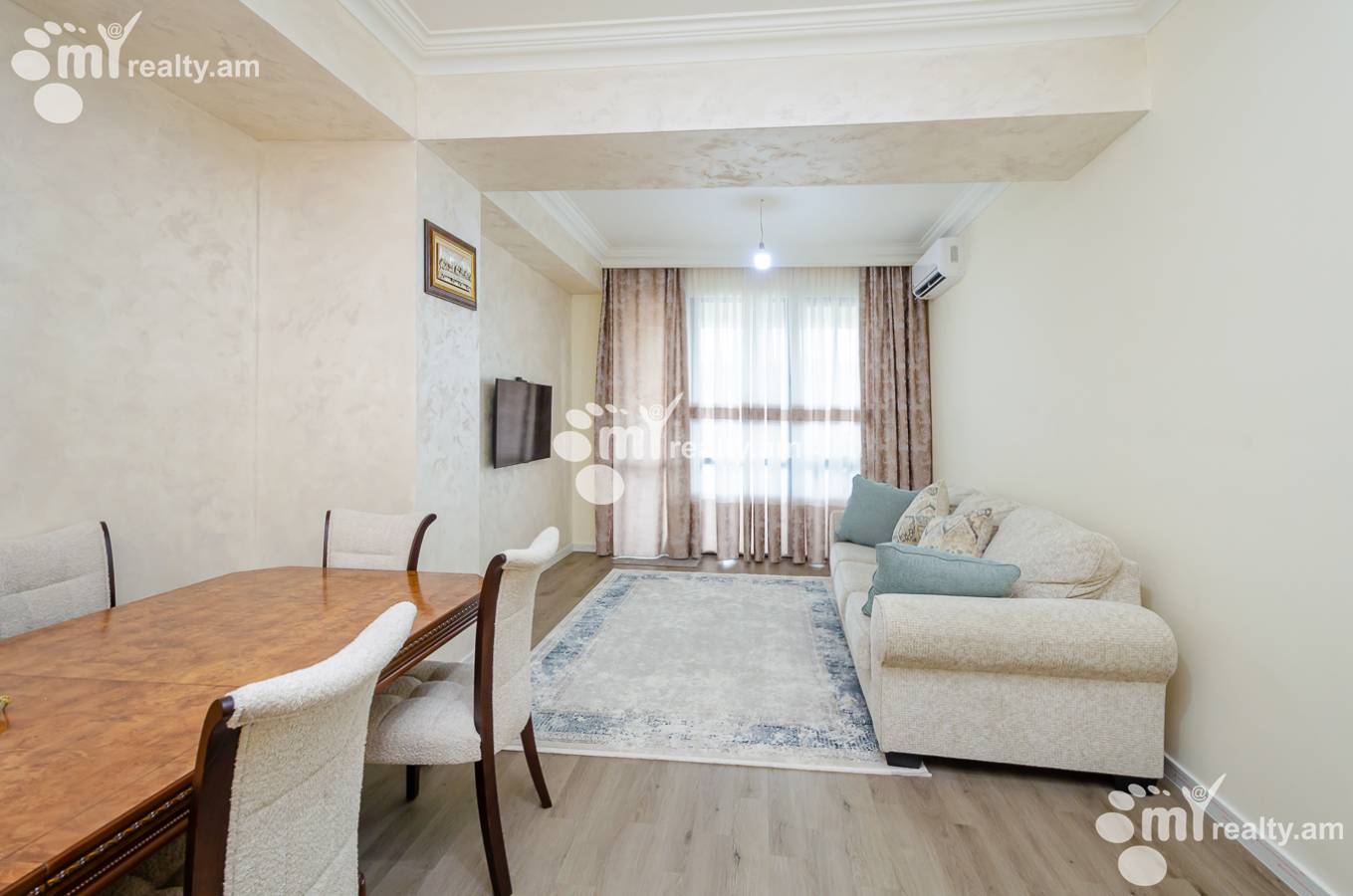 3 bedroom apartment for sale Rostom St, Center Yerevan, 143353