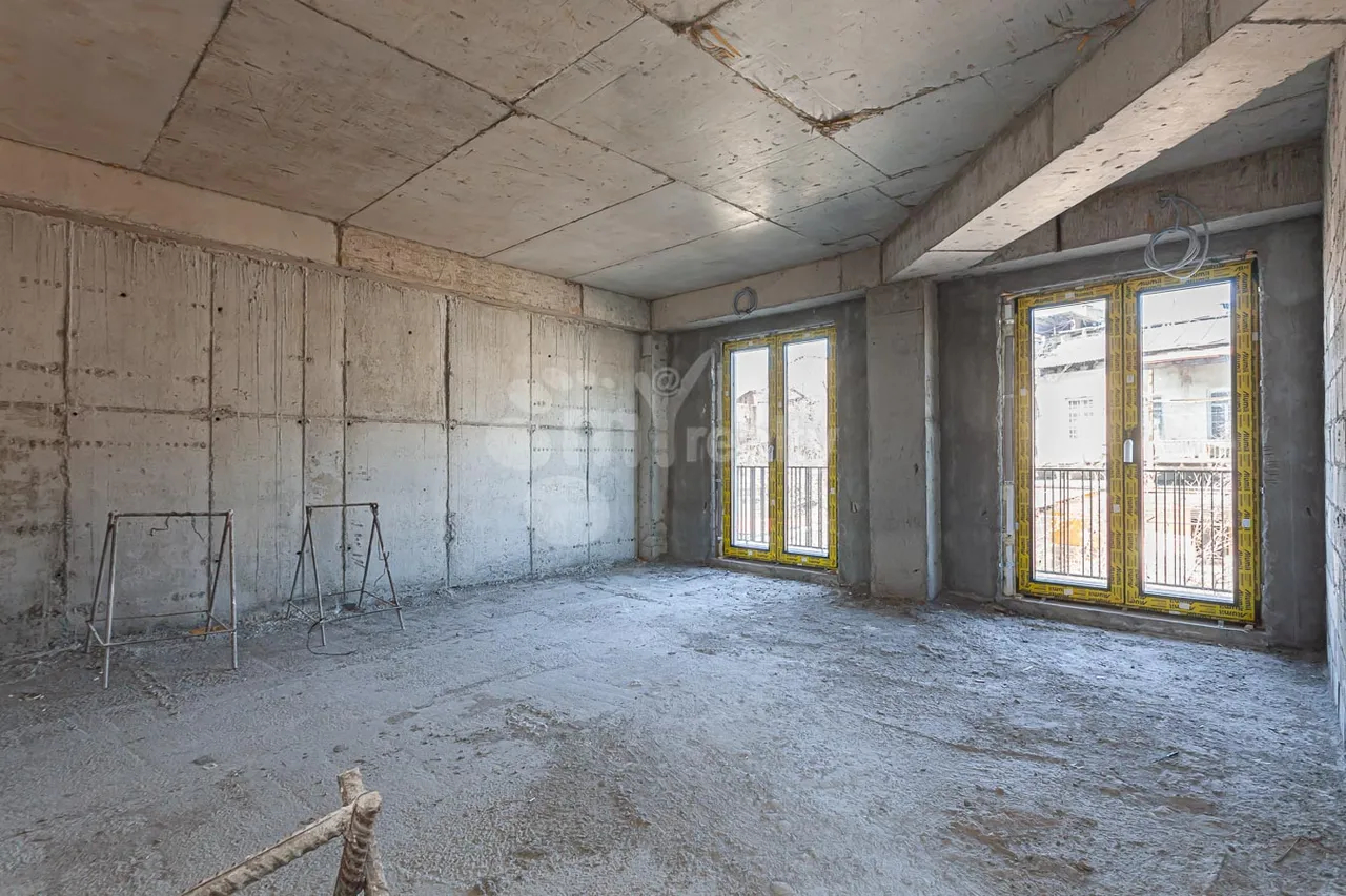 4 bedroom apartment for sale Leo St, Center Yerevan, 159992