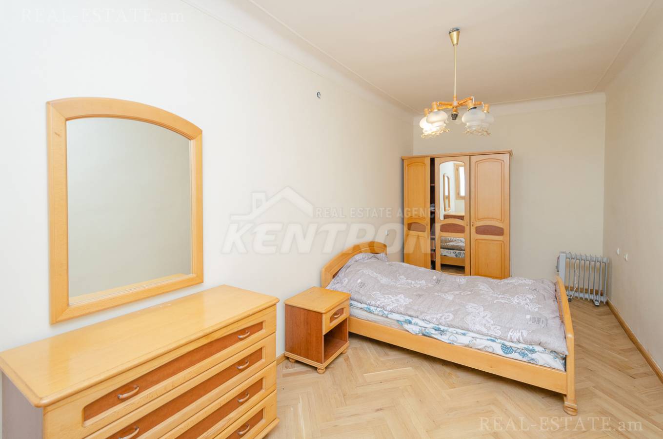 4 bedroom apartment for sale Moskovyan St, Center Yerevan, 137498