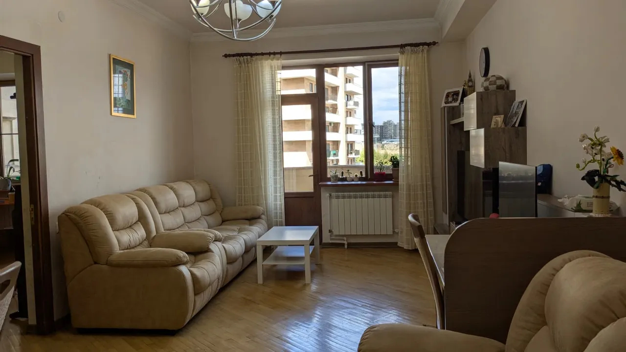 3 bedroom apartment for sale خیابان زاراف آقبیور, آوان ایروان, 157890