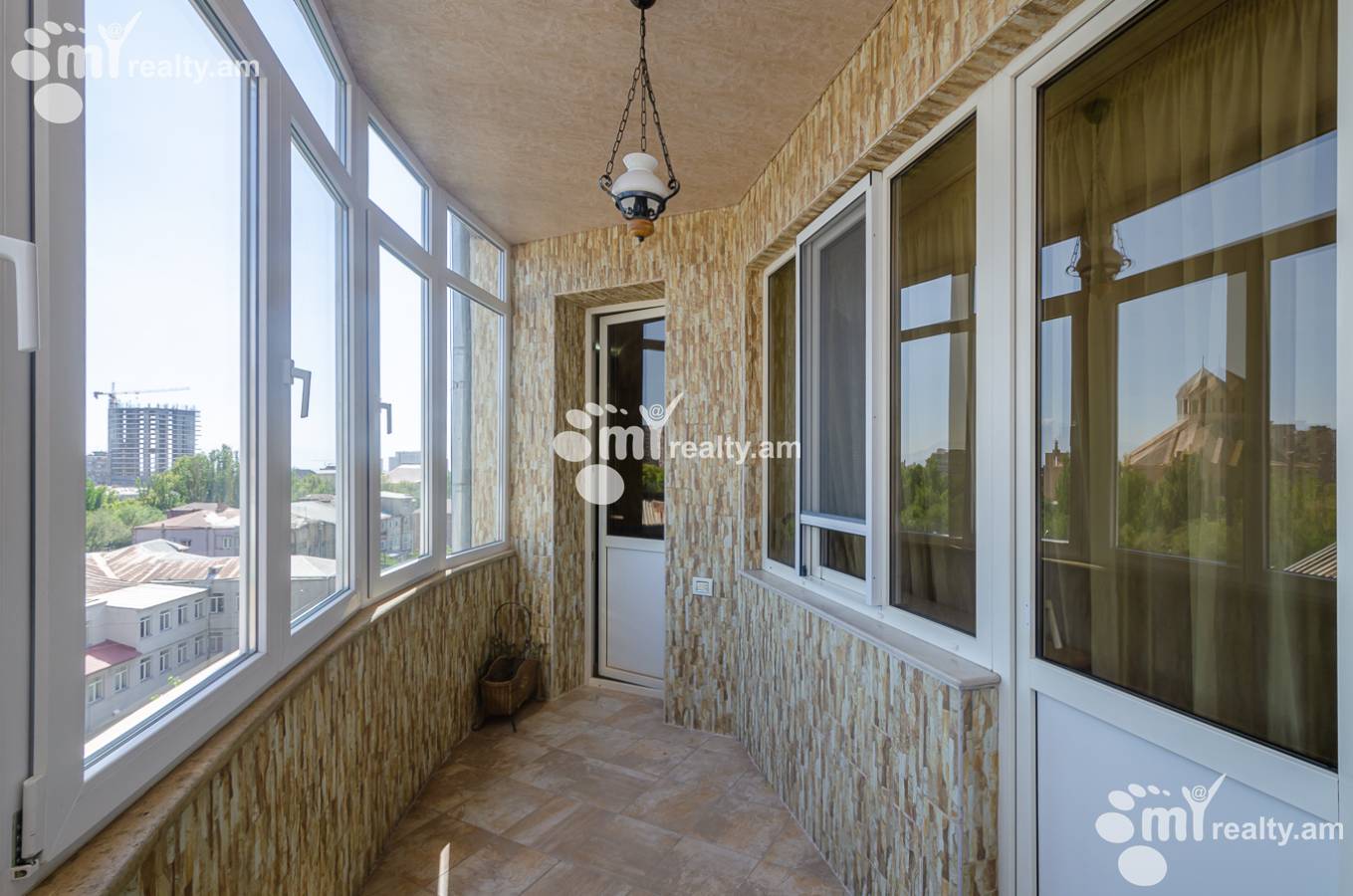 4 սենյականոց բնակարան վարձով Չայկովսկու փող, Կենտրոն Երևան, 154235