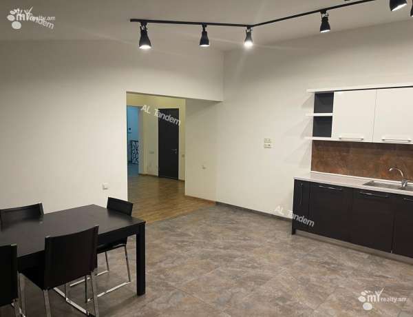 4-senyakanoc-bnakaran-vacharq-Yerevan-Center