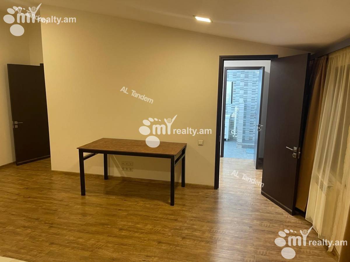 4 bedroom apartment for sale Teryan St, Center Yerevan, 157155