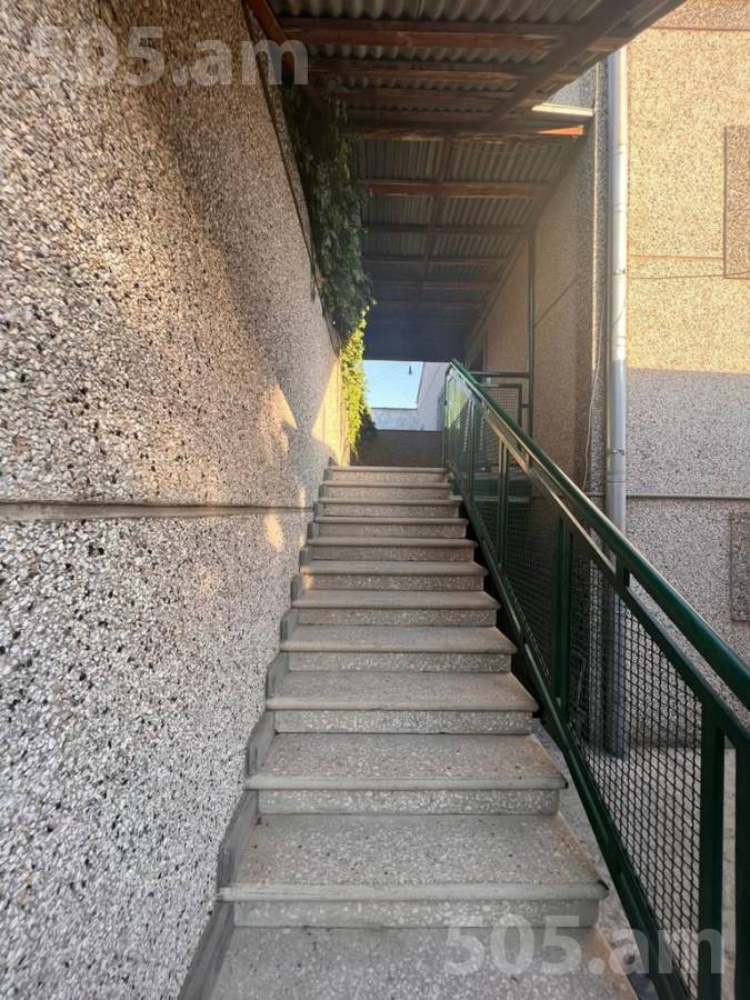 House for rent خیابان بارد زِرابِرد, مرکز شهر ایروان, 151661