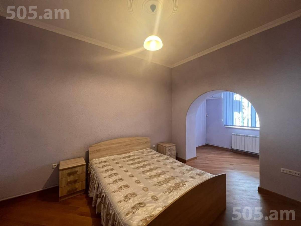 House for rent خیابان بارد زِرابِرد, مرکز شهر ایروان, 151661