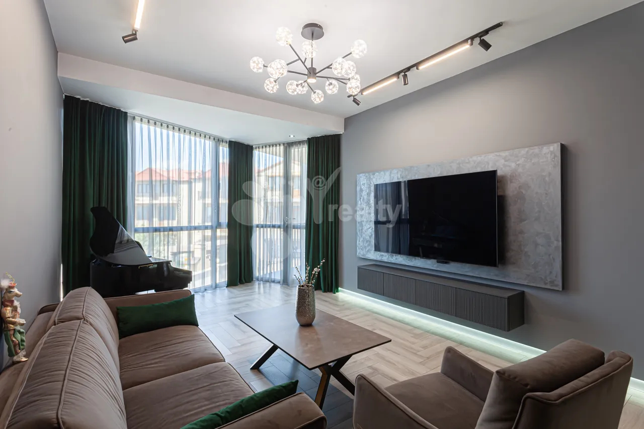 3 սենյականոց բնակարան  Անտառային փող, Կենտրոն Երևան, 160198