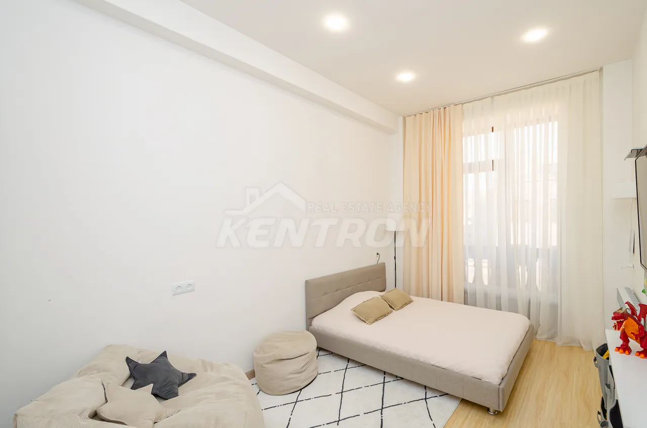 3 bedroom apartment for sale Adonts St, Arabkir Yerevan, 157862