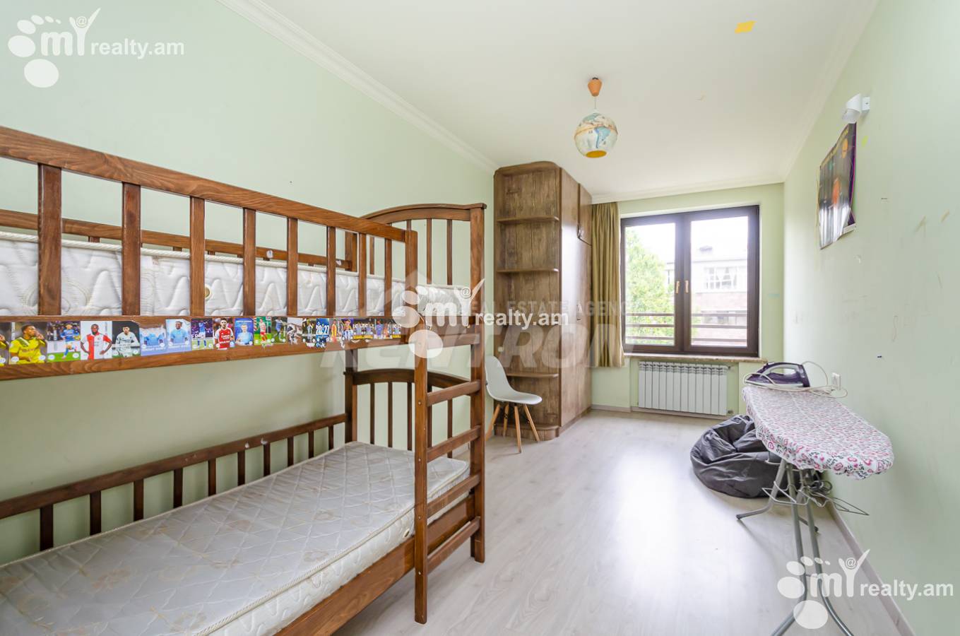 3 bedroom apartment for sale خیابان ابوویان, مرکز شهر ایروان, 153439