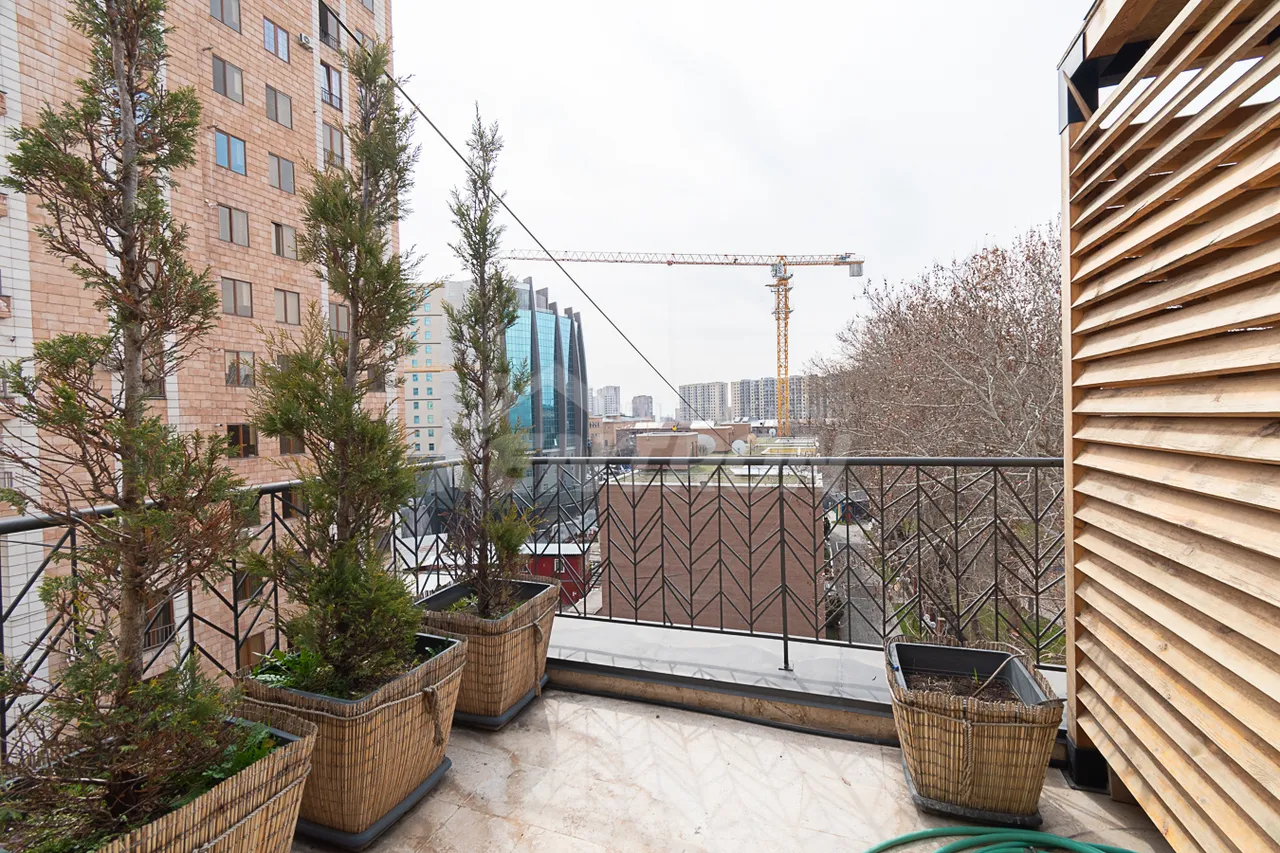 3 bedroom apartment for sale M.Khorenatsi St, Center Yerevan, 161800