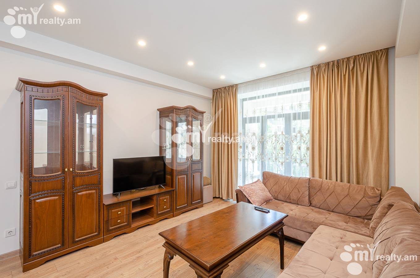 Снять 3 комнатную квартиру Орбели Ехбайрнери ул, Арабкир Ереван, 150471