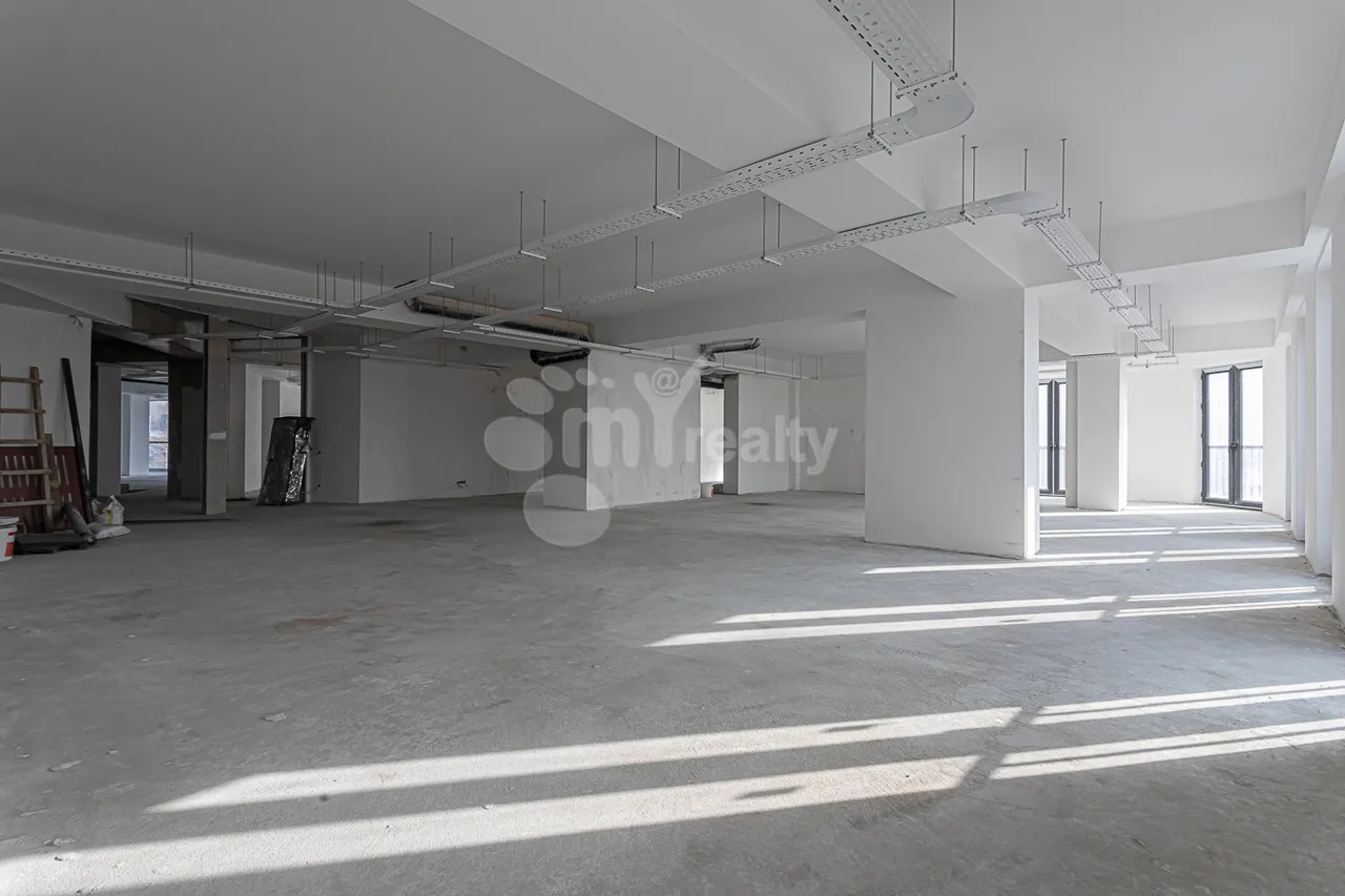 Commercial property for rent N. Zaryan St, Arabkir Yerevan, 158319