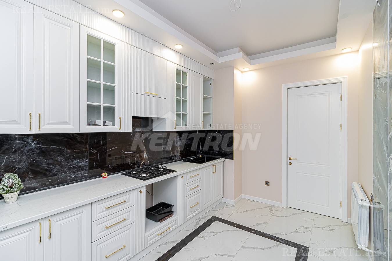 3 սենյականոց բնակարան  Կոմիտասի պող, Արաբկիր Երևան, 143893