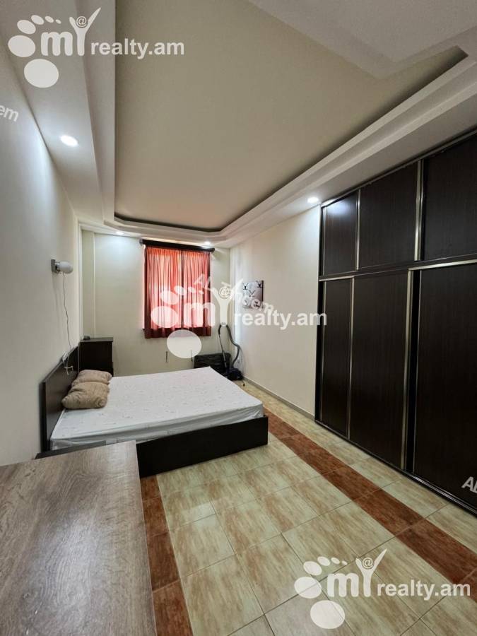3 bedroom apartment for sale M.Khorenatsi St, Center Yerevan, 157198