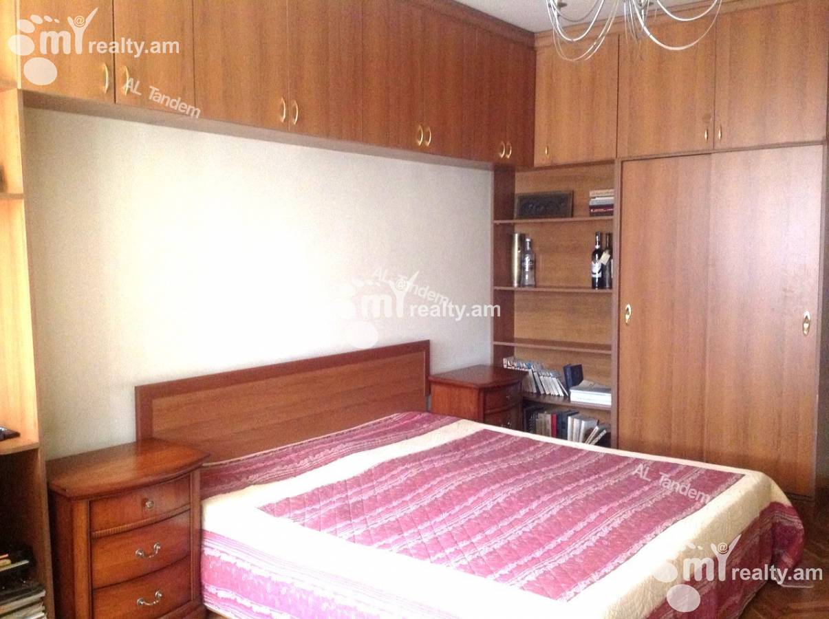 Снять 2 комнатную квартиру Саят-Нова пр, Центр Ереван, 142233