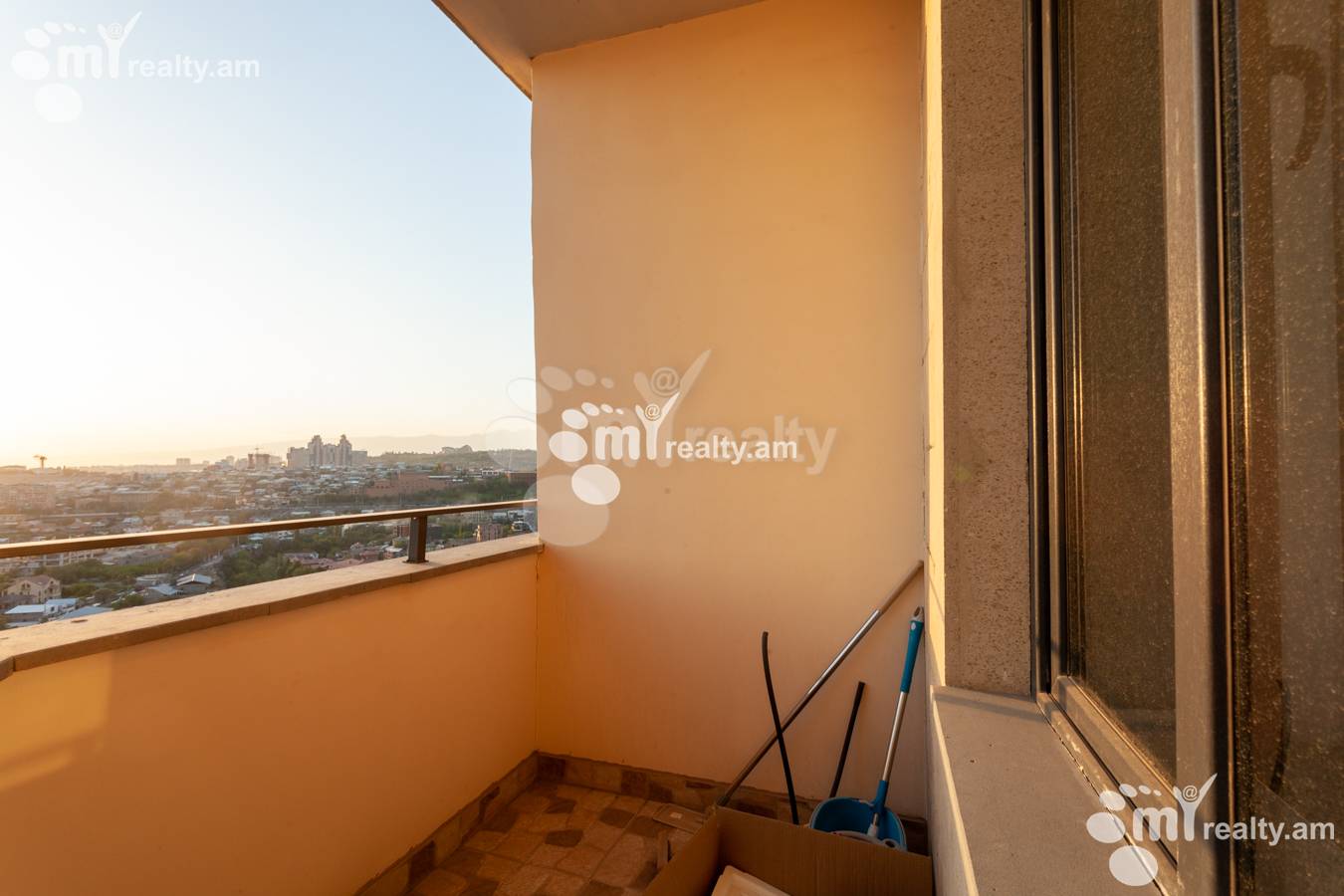 Купить 2 комнатную квартиру Аргишти ул, Центр Ереван, 138968