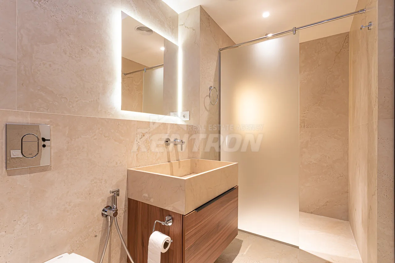 3 bedroom apartment for sale خیابان شینارارنِر, آچاپنیاک ایروان, 158406