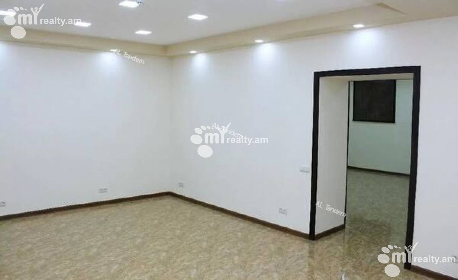 Commercial property for sale Hanrapetutyan St, Center Yerevan, 128441