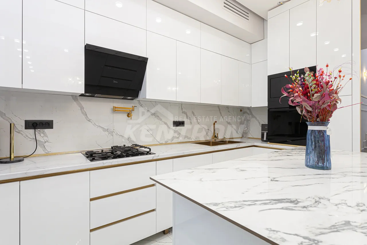 House for sale G 1 dis., Adjapnyak Yerevan, 157362