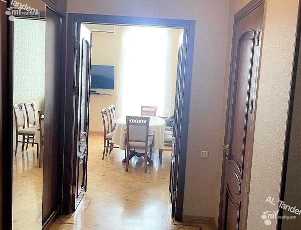 snyat-kvartiru/3-komnatnaya/Moskovyan+St/Center/Yerevan