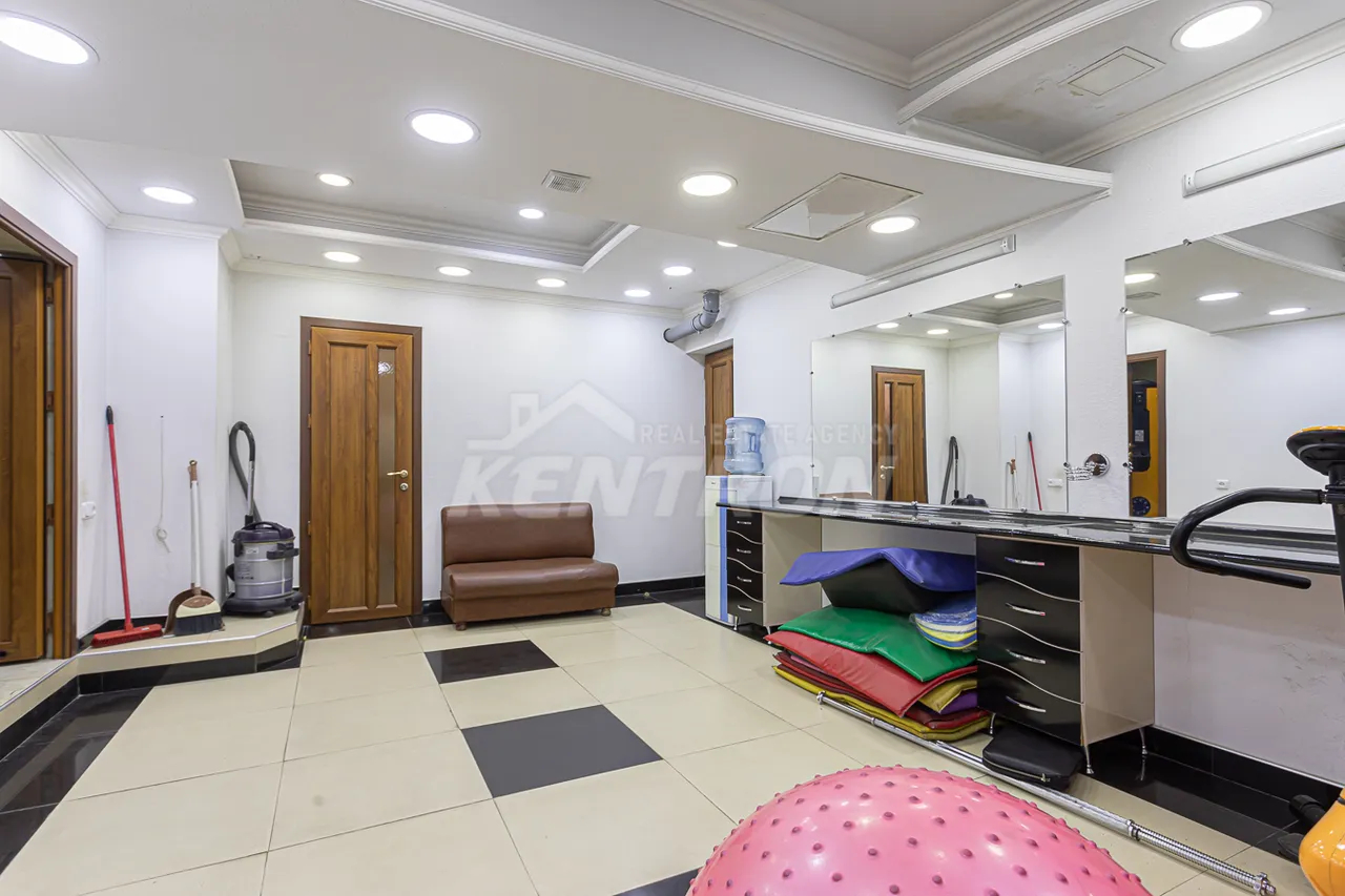 Commercial property for sale Griboedov St, Arabkir Yerevan, 158449