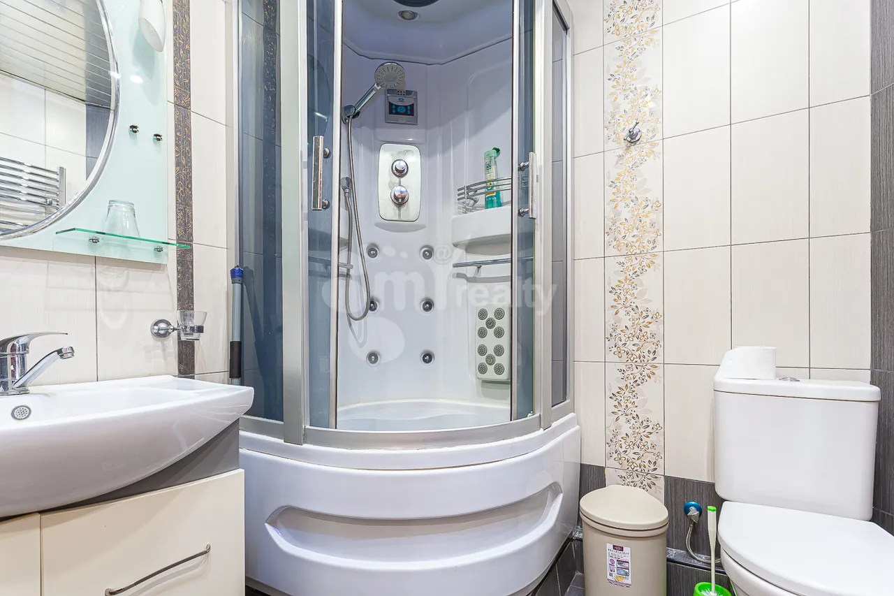 2 սենյականոց բնակարան վարձով Սայաթ-Նովայի պող, Կենտրոն Երևան, 158595