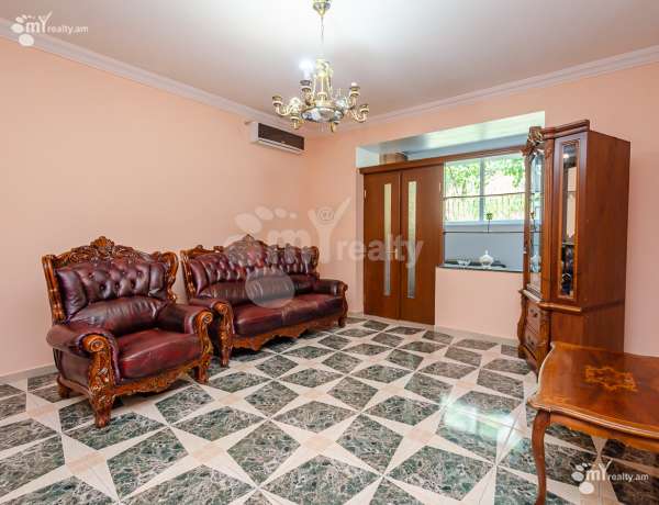 3-bedroom/apartment-for-rent/Saryan+St/Center/Yerevan