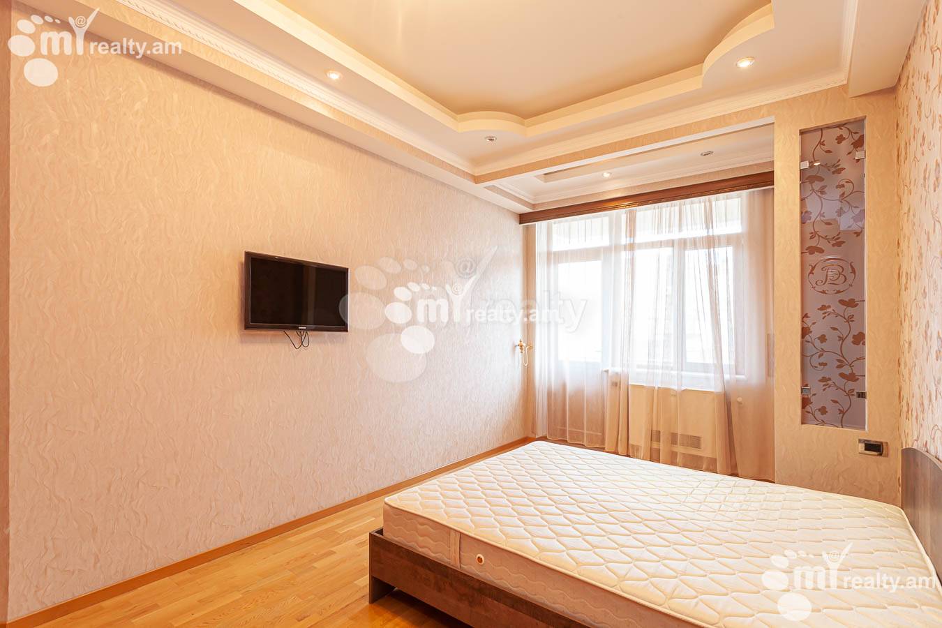 3 bedroom apartment for rent Yekmalyan St, Center Yerevan, 152993