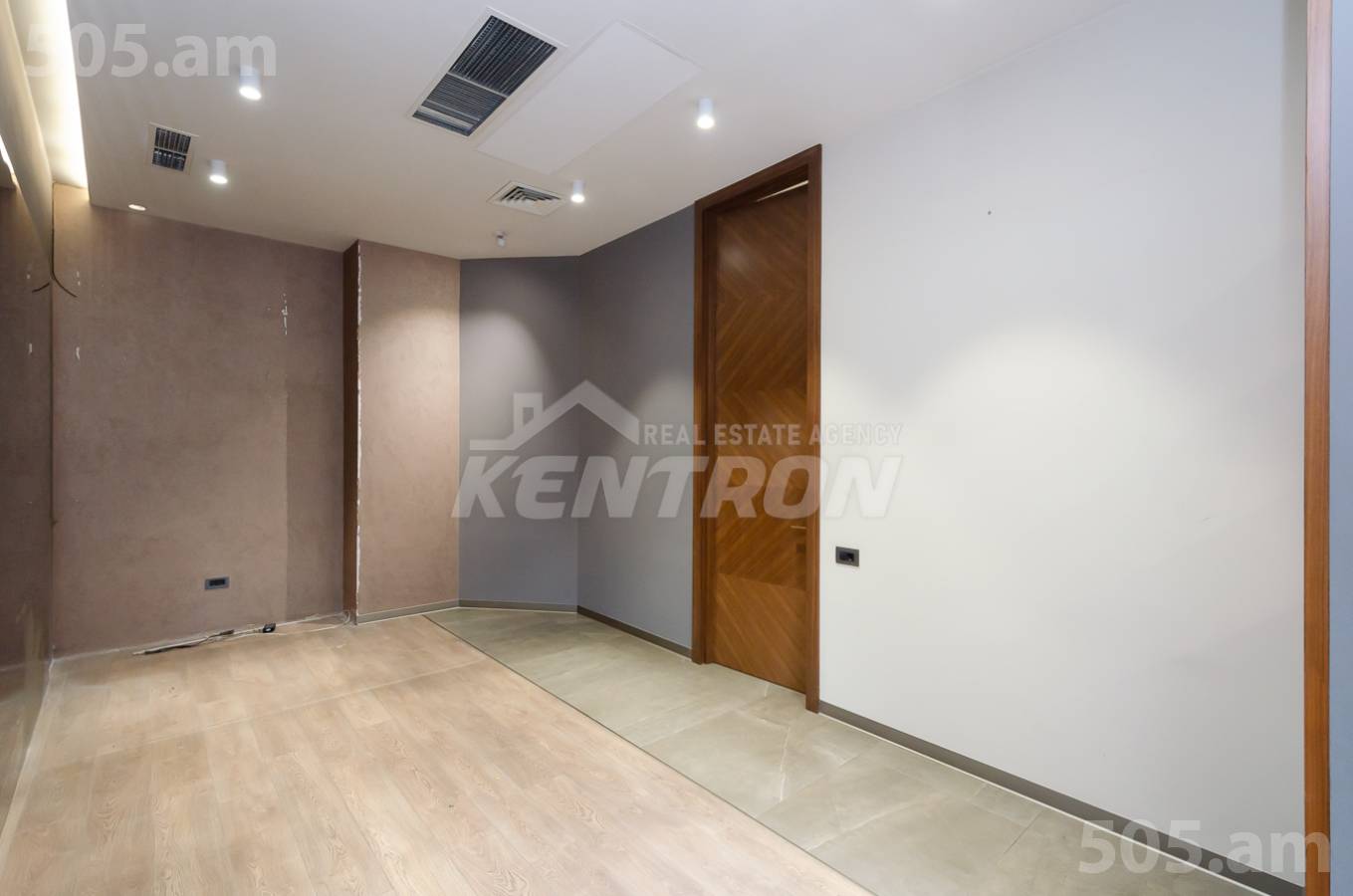 Снять коммерческoе помещение Арам ул, Центр Ереван, 150846