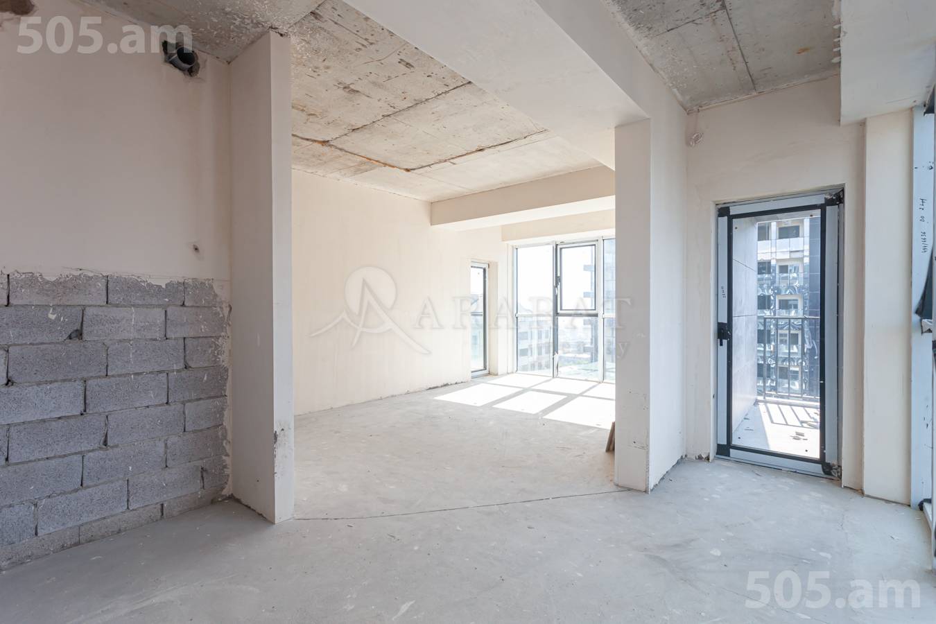 3 սենյականոց բնակարան  Կոմիտասի պող, Արաբկիր Երևան, 152308