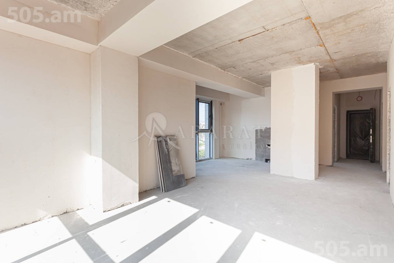 3 սենյականոց բնակարան  Կոմիտասի պող, Արաբկիր Երևան, 152308