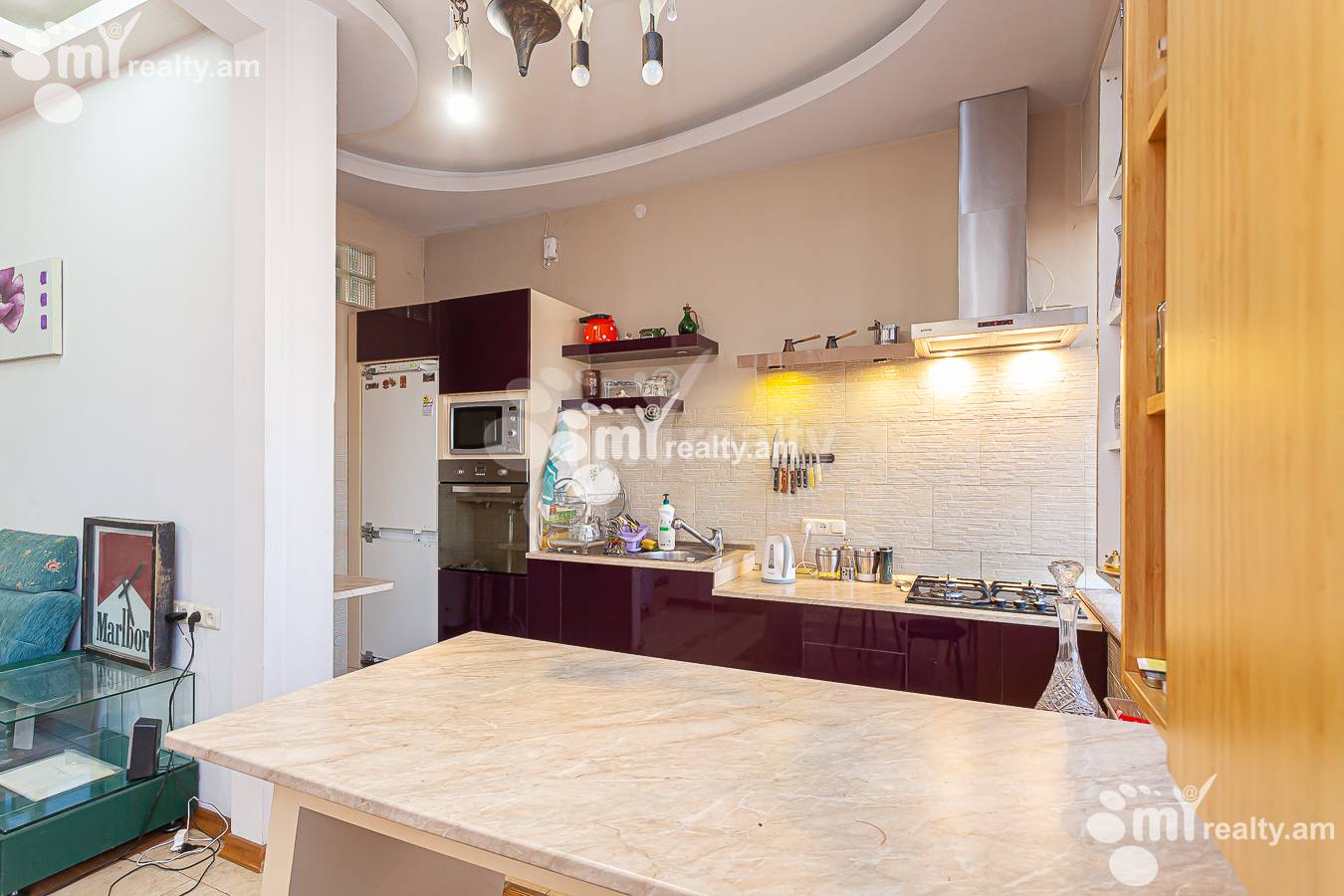 3 bedroom apartment for rent Bayron St, Center Yerevan, 146561