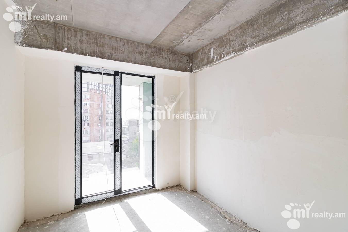 4 սենյականոց բնակարան  Գոգոլի փող., Քանաքեռ-Զեյթուն Երևան, 149790