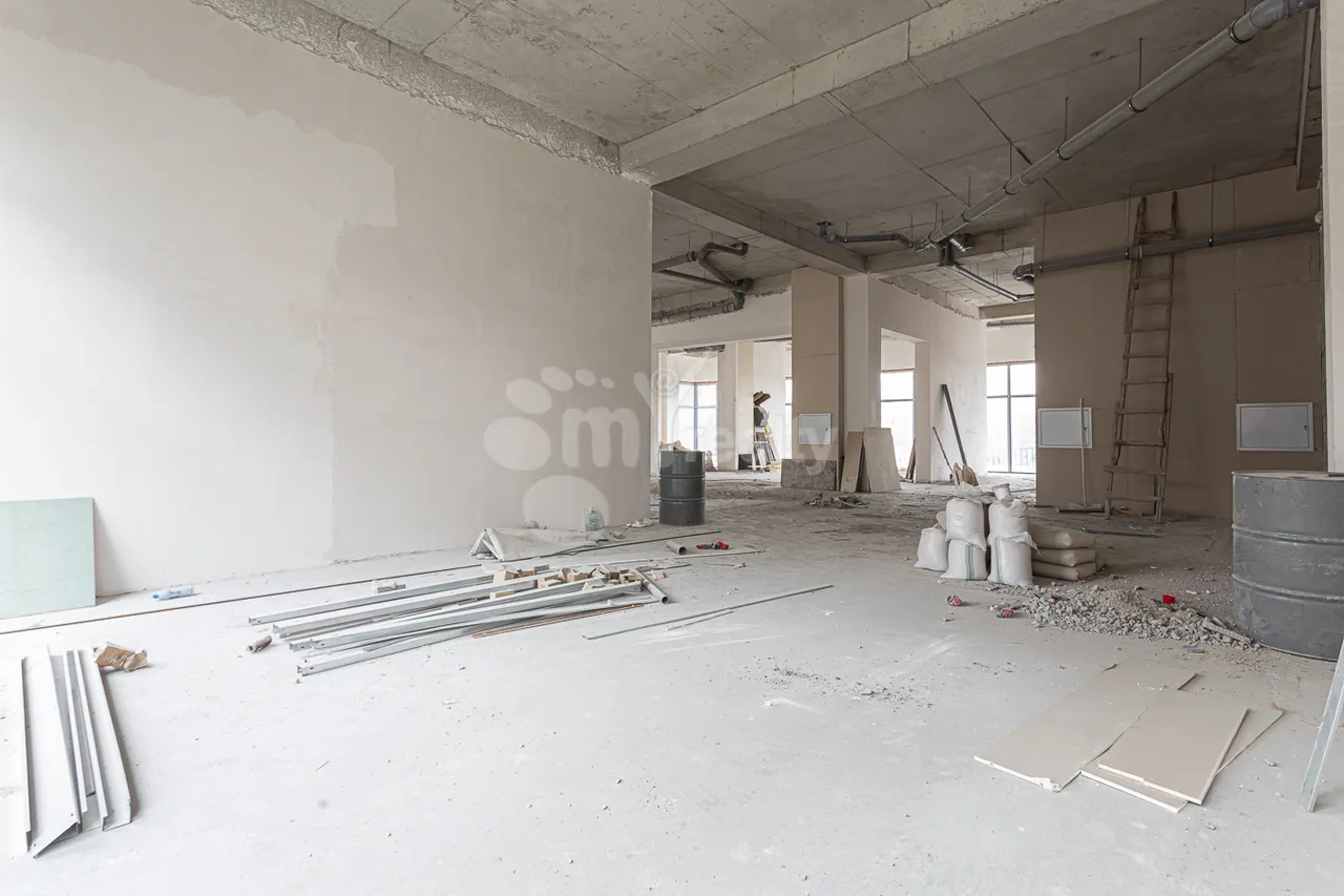 Commercial for sale خیابان خودیاکوف, آوان ایروان, 158558