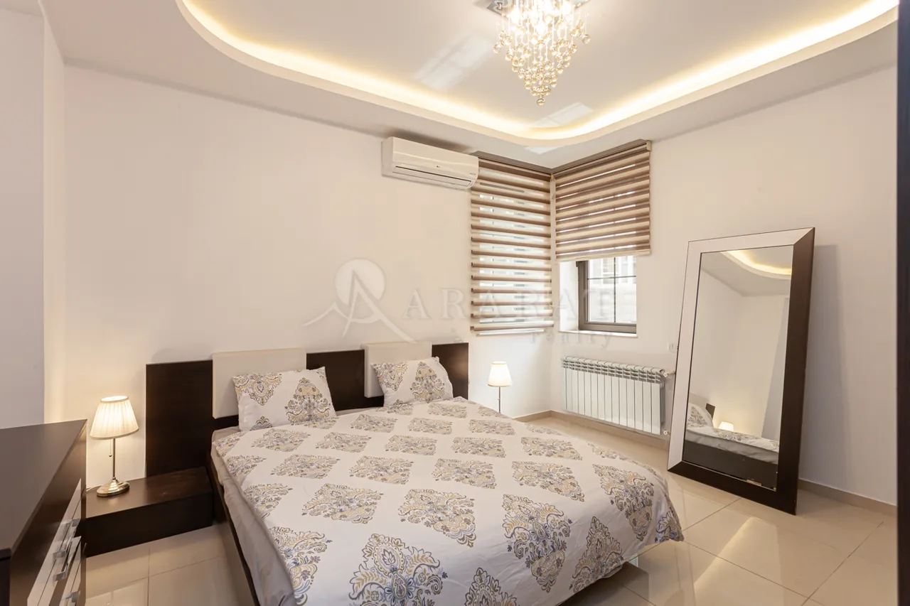 3 bedroom apartment for rent خیابان ابوویان, مرکز شهر ایروان, 158978