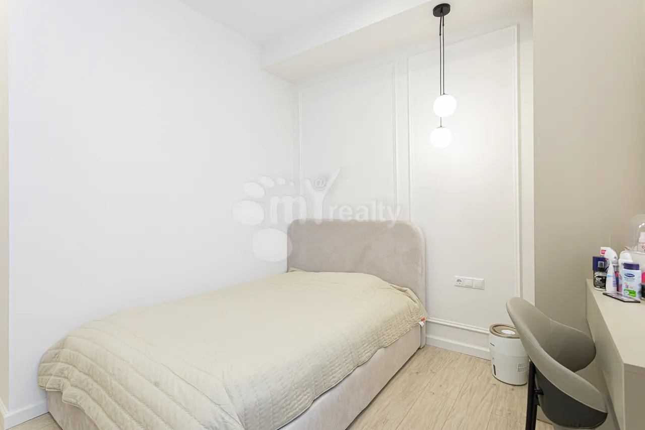 3 bedroom apartment for sale K. Ulnetsi St, Kanaqer-Zeytun Yerevan, 157280