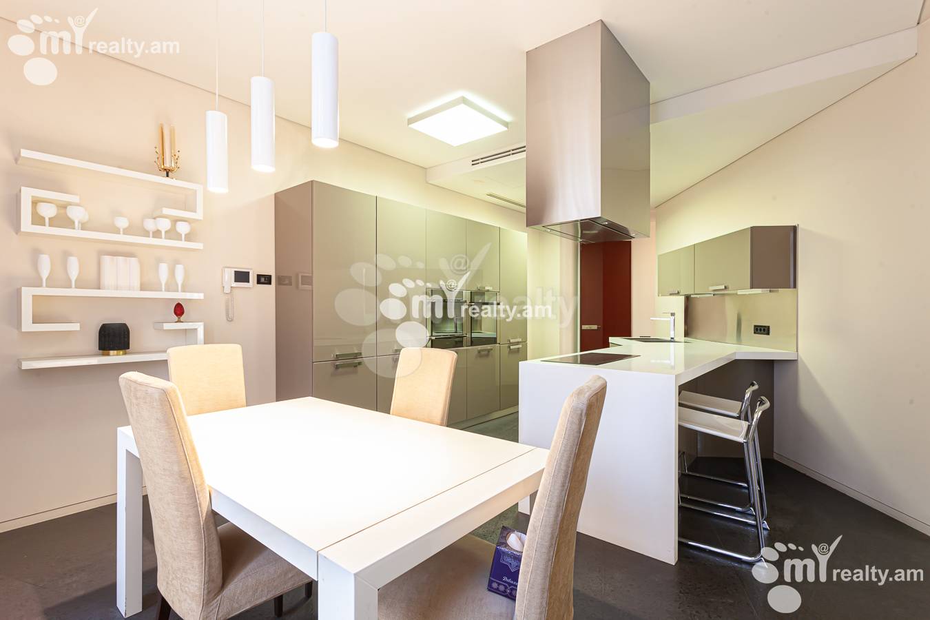 4 bedroom apartment for sale Northern(Hyusisayin)  Ave, Center Yerevan, 154634