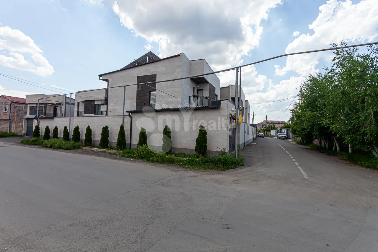House for sale Abovyan dis, Avan Yerevan, 160738