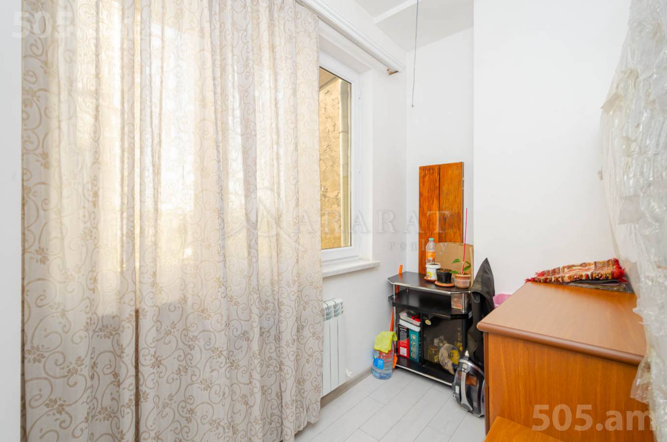 2 սենյականոց բնակարան  Մաշտոցի պող, Կենտրոն Երևան, 149583
