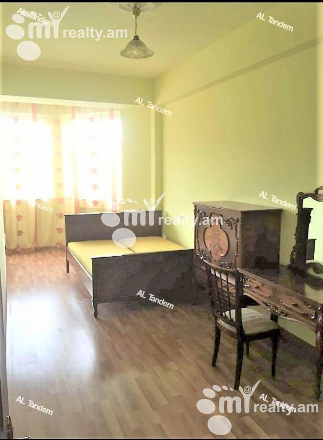 3 սենյականոց բնակարան  Ա.Մանուկյան փող, Կենտրոն Երևան, 122512