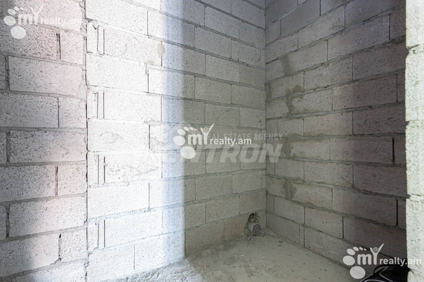 4 սենյականոց բնակարան  Մալխասյանց փող, Արաբկիր Երևան, 153865