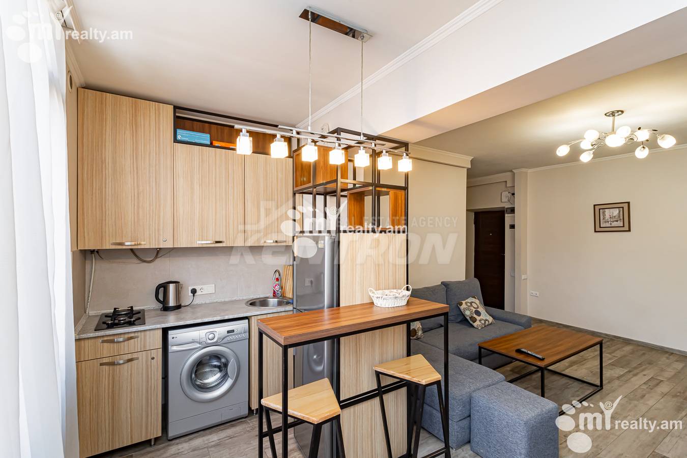 2 սենյականոց բնակարան  Նալբանդյան փող, Կենտրոն Երևան, 147358