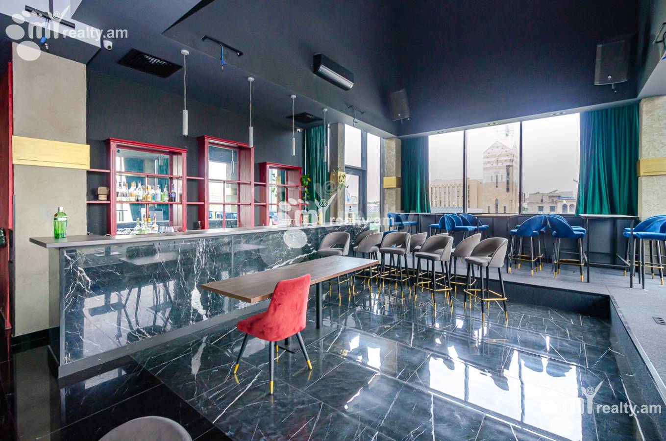 Commercial property for rent G.Lusavorich St, Center Yerevan, 153213